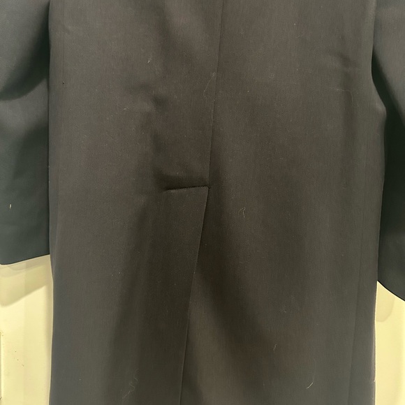 Dark blue Burberry long trench coat. Great condition! Free shipping! - Picture 9 of 13